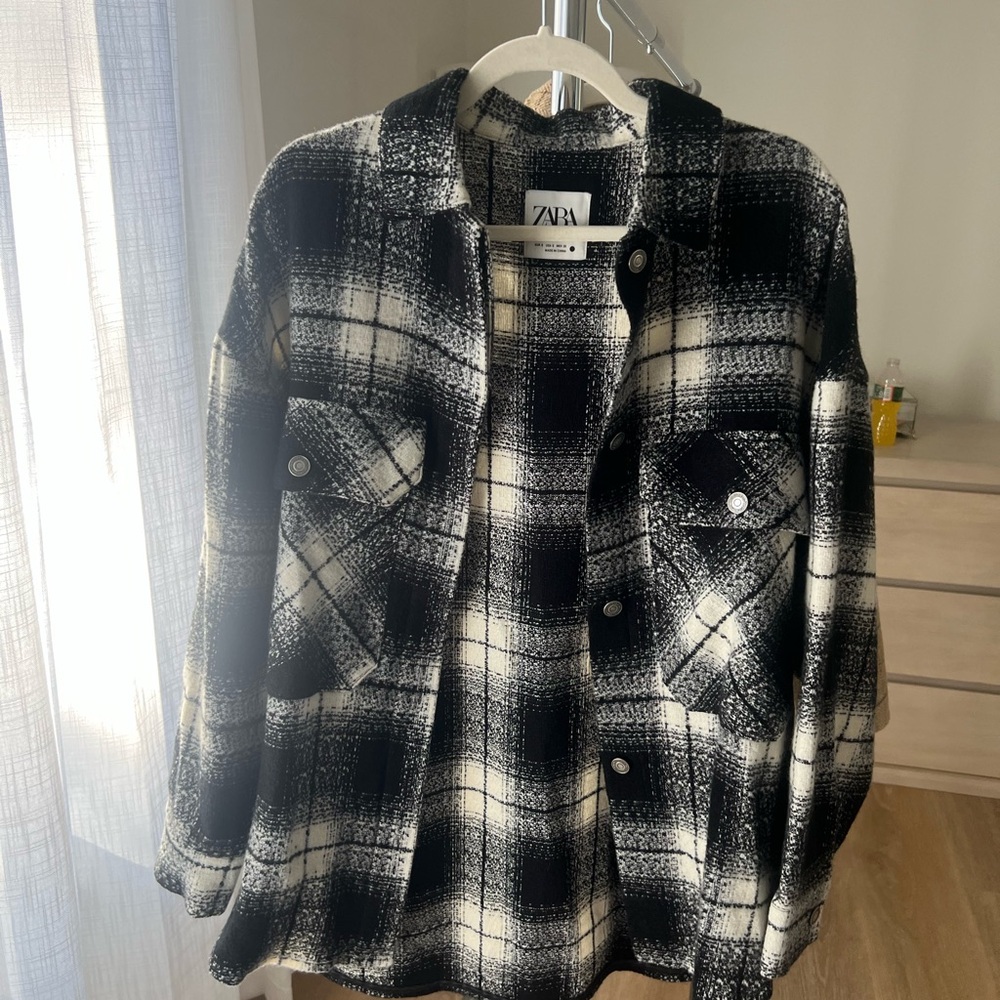 NWOT ZARA PLAID SHACKET